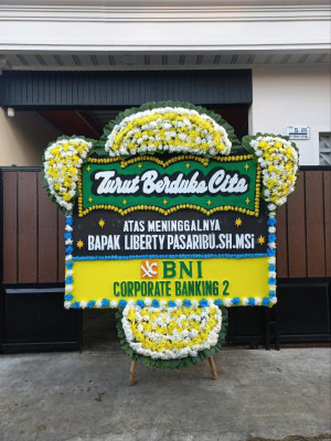 Papan Bunga Duka di Purwanegara
