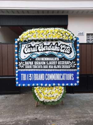 Papan Bunga Duka di Purwanegara